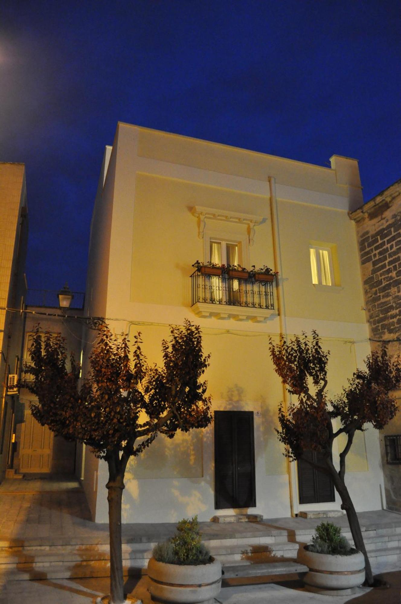 B&B Corte Regina Esther Veglie Exterior photo