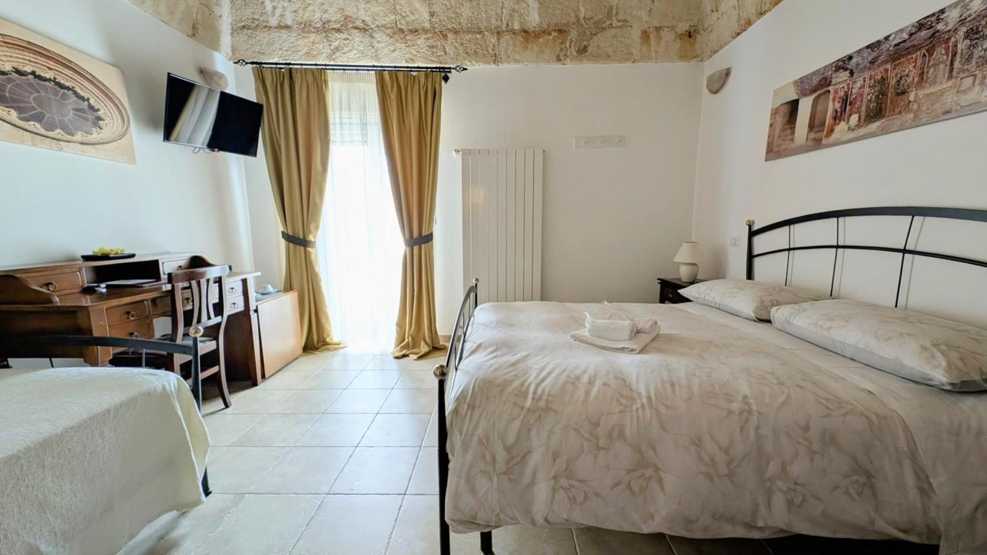 B&B Corte Regina Esther Veglie Exterior photo
